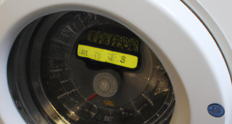 ¿Es posible ajustar el nivel de temperatura del agua en una lavadora secadora?